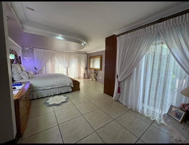 6 BEDROOM HOUSE FOR SALE IN MEYERTON EXT 6